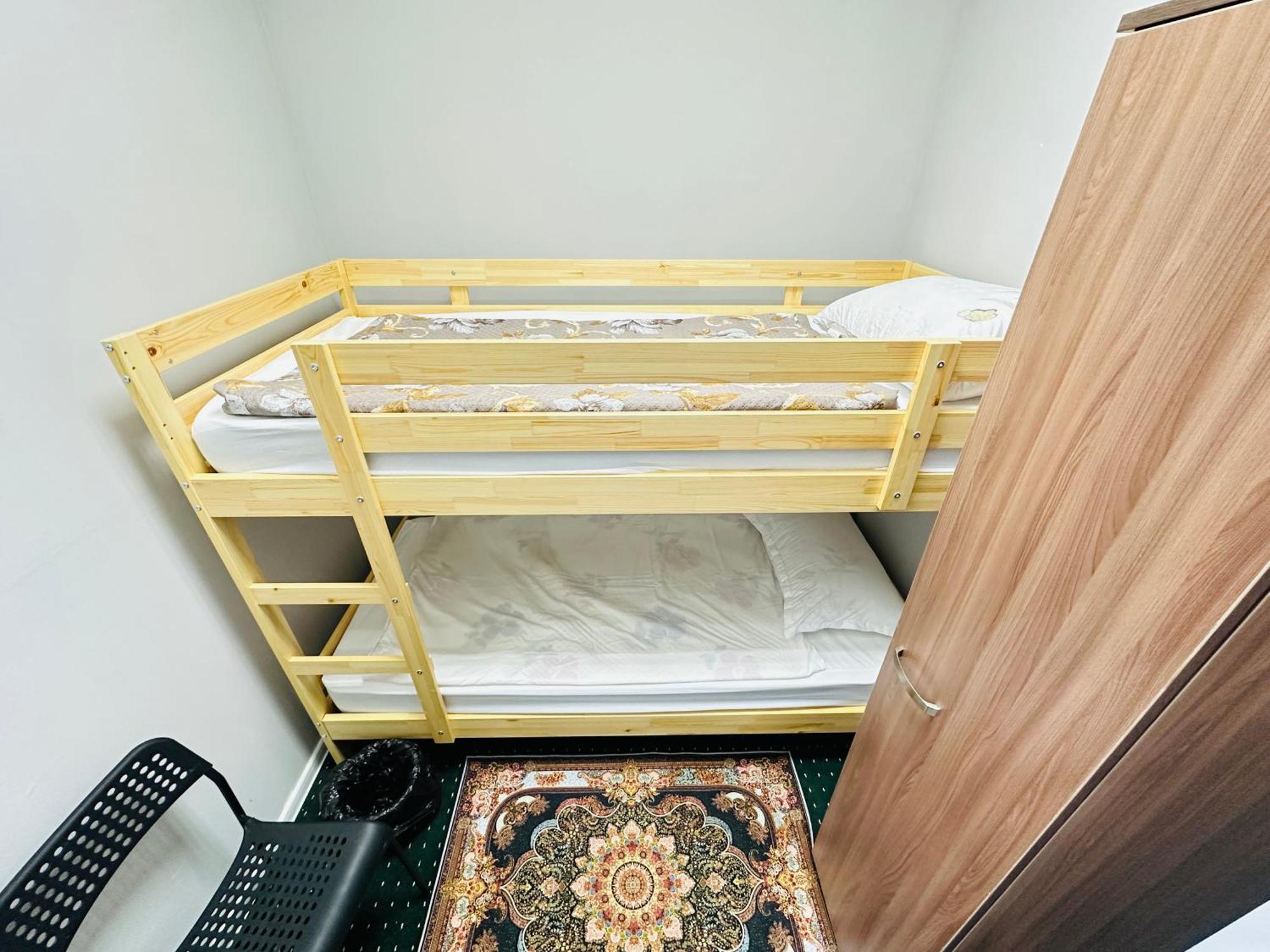 Center Capsule Hotel Almaty Exterior foto