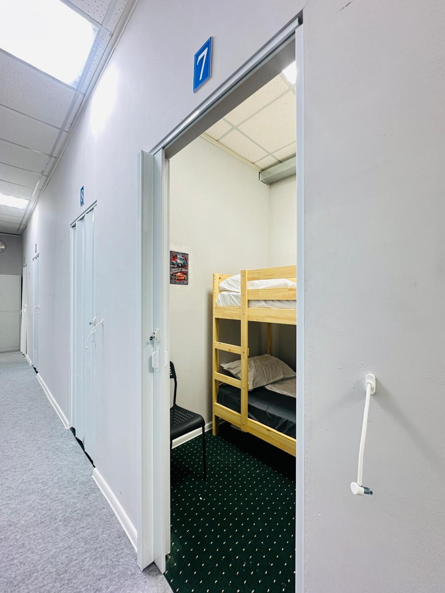 Center Capsule Hotel Almaty Exterior foto
